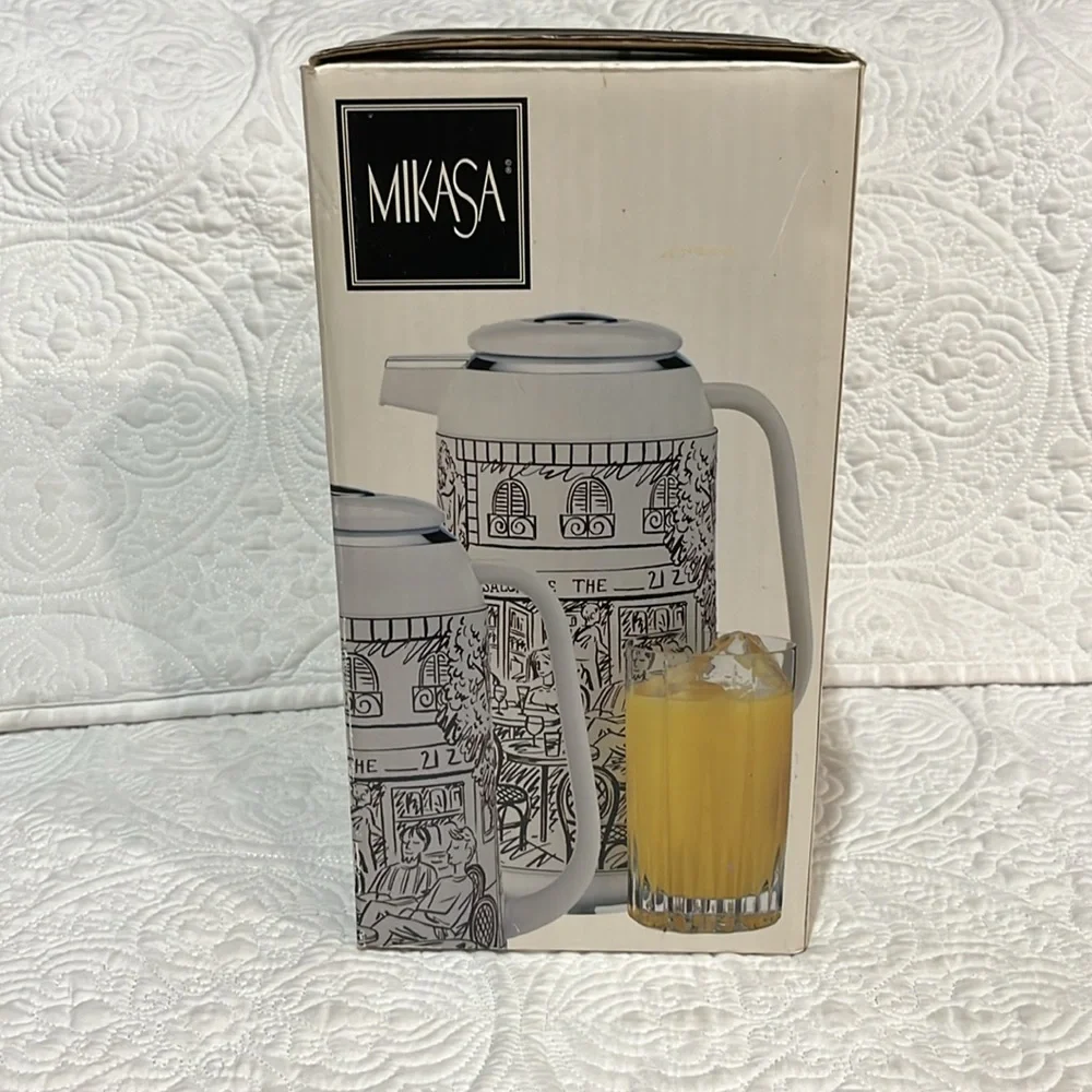 Mikasa Parisian Scenes thermal‎ carafe, new in box